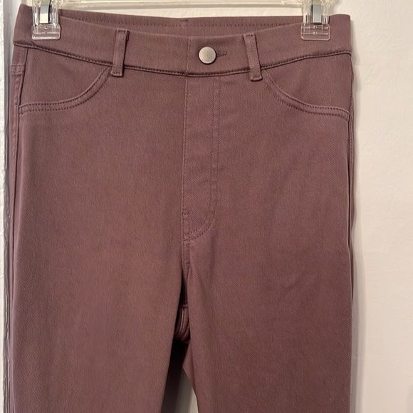 Uniqlo Pants - Uniqlo Leggings